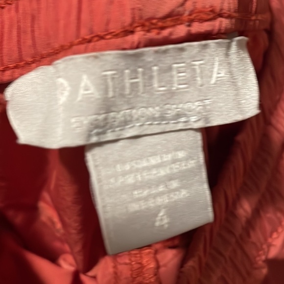Athleta Expedition Short in Etruscan Red - Picture 6 of 7